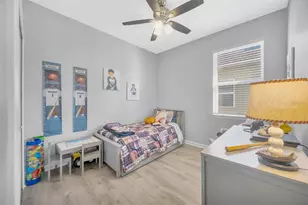 8512 Orchard Grass St, Wesley Chapel, FL 33544 - Photo 18
