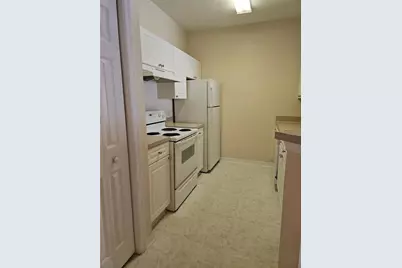 18001 Richmond Place Drive #517, Tampa, FL 33647 - Photo 8