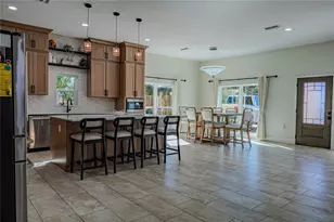 519 W 122nd Ave, Tampa, FL 33612 - Photo 8