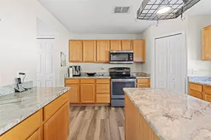 7319 Lagoon Rd, Spring Hill, FL 34606 - Photo 22