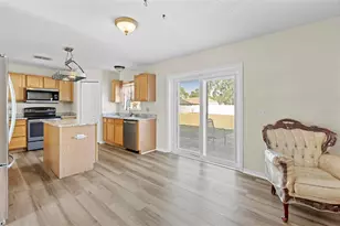 7319 Lagoon Rd, Spring Hill, FL 34606 - Photo 24