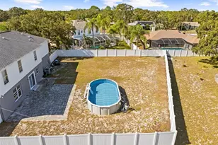 7319 Lagoon Rd, Spring Hill, FL 34606 - Photo 32