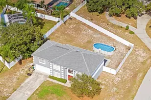 7319 Lagoon Rd, Spring Hill, FL 34606 - Photo 18