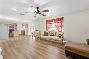 7319 Lagoon Rd, Spring Hill, FL 34606 - Photo 28