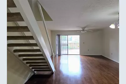 1635 58th Terrace S #4, Saint Petersburg, FL 33712 - Photo 4