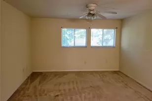 1635 58th Terrace S, Saint Petersburg, FL 33712 - Photo 10