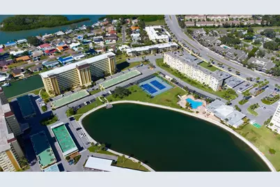 4725 Cove Circle #207, Saint Petersburg, FL 33708 - Photo 26