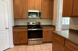 16318 Bridgelawn Ave, Lithia, FL 33547 - Photo 10