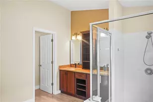 9986 Stockbridge Dr, Tampa, FL 33626 - Photo 18