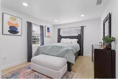 3020 E Idlewild Avenue, Tampa, FL 33610 - Photo 18