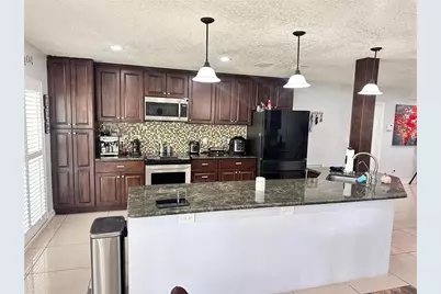 7006 Shenandoah Court, Tampa, FL 33615 - Photo 4