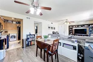 3885 Pompano Dr SE, Saint Petersburg, FL 33705 - Photo 4