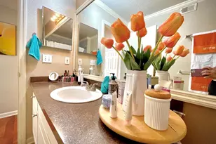 18106 Peregrines Perch Pl, Lutz, FL 33558 - Photo 16