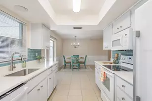 2540 Southpointe Dr, Dunedin, FL 34698 - Photo 16