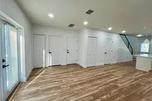 8112 N Greenwood Ave, Tampa, FL 33604 - Photo 4