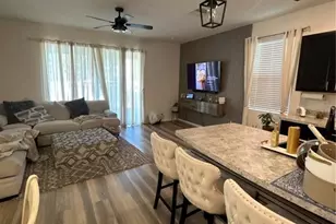 714 Barclay Wood Dr, Ruskin, FL 33570 - Photo 4