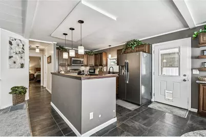 209 E 52nd Avenue Plaza E, Bradenton, FL 34203 - Photo 10