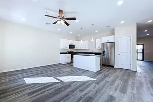 4366 Cambio Gdns Ct, Tampa, FL 33610 - Photo 14