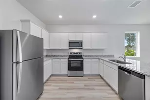 304 Bass Ct, Poinciana, FL 34759 - Photo 2