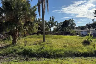 7013 S 51st Ave, Tampa, FL 33619 - Photo 4