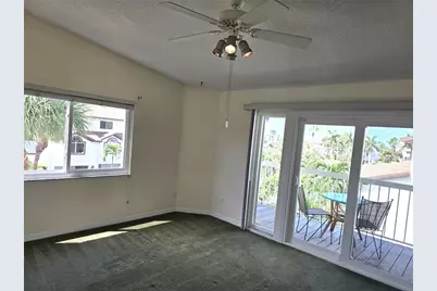 346 Madeira Circle, Saint Petersburg, FL 33710 - Photo 6