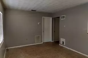 215 Lark Ave, Sebring, FL 33870 - Photo 6