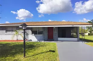 215 Lark Ave, Sebring, FL 33870 - Photo 2