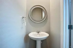 11829 Clare Hill Ave, Riverview, FL 33579 - Photo 16