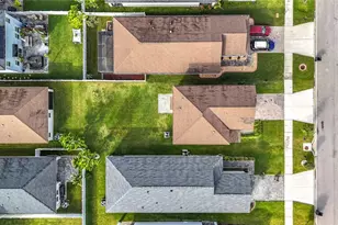 11829 Clare Hill Ave, Riverview, FL 33579 - Photo 2