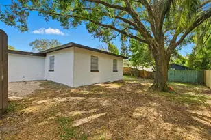 8904 Tupelo Dr, Tampa, FL 33637 - Photo 26
