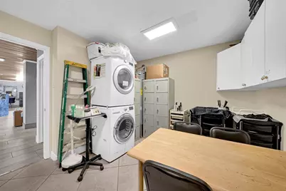 2130 W Bay Drive, Largo, FL 33770 - Photo 14