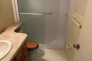 8220 112th St, Seminole, FL 33772 - Photo 12