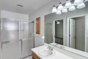 6429 Barberry Ct, Lakewood Ranch, FL 34202 - Photo 14