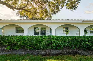 11200 102nd Ave, Seminole, FL 33778 - Photo 2