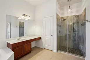 1804 Prairie Grass Ln, Valrico, FL 33594 - Photo 32