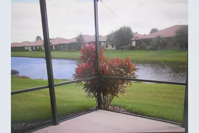 344 Mystic Falls Drive, Apollo Beach, FL 33572 - Photo 36