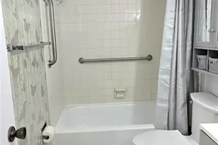 12200 Vonn Rd, Largo, FL 33774 - Photo 18