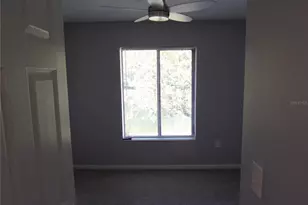 1345 Pine Ridge Cir E, Tarpon Springs, FL 34688 - Photo 10