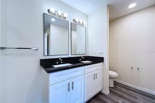 4370 Cambio Gdns Ct, Tampa, FL 33610 - Photo 38