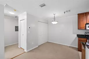 10263 Gandy Blvd N, Saint Petersburg, FL 33702 - Photo 8