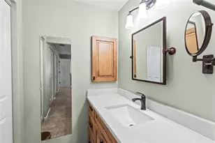 7143 Fairway Bend Ln, Sarasota, FL 34243 - Photo 20