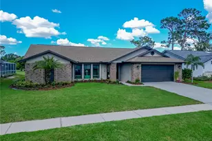 2614 Crestfield Dr, Valrico, FL 33596 - Photo 2