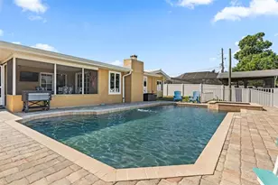 2020 Coronet Ln, Clearwater, FL 33764 - Photo 2