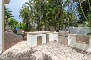 536 Ontario Ave, Crystal Beach, FL 34681 - Photo 52