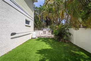 536 Ontario Ave, Crystal Beach, FL 34681 - Photo 54