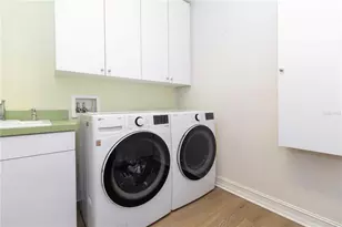 536 Ontario Ave, Crystal Beach, FL 34681 - Photo 30