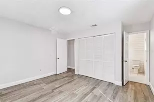 6114 S Elkins Ave, Tampa, FL 33611 - Photo 18