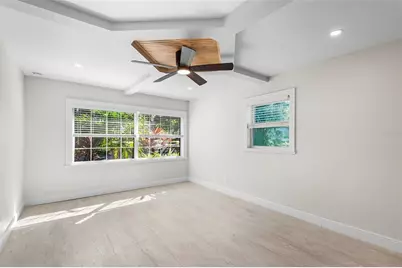 810 22nd Street N, Saint Petersburg, FL 33713 - Photo 12