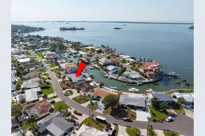 2250 Lagoon Drive, Dunedin, FL 34698 - Photo 4