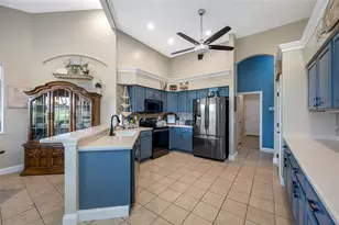 6750 Huntington Hills Blvd, Lakeland, FL 33810 - Photo 46